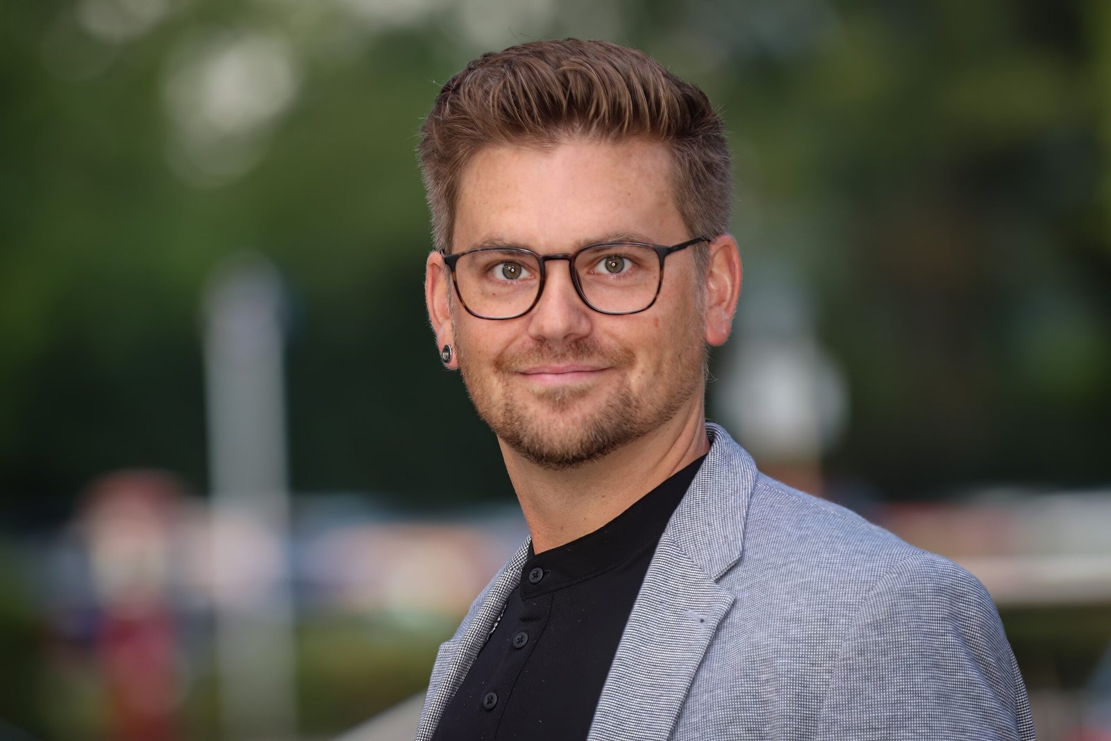 Dr. Thomas Seidensticker